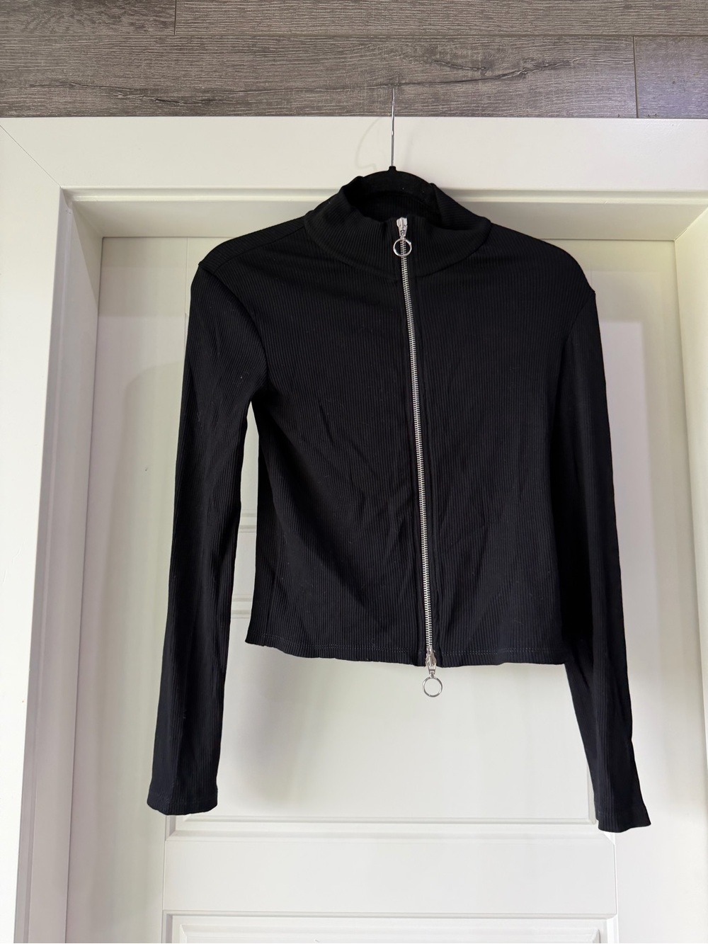 Zara Black Ribbed Zip-Up Crop Jacket - Picture 4 of 5